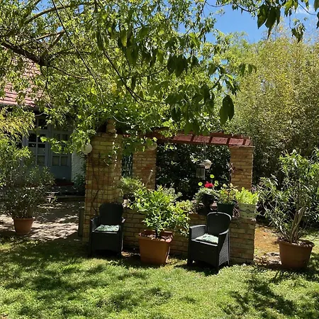 Guest house Harom Huszar Koveskal