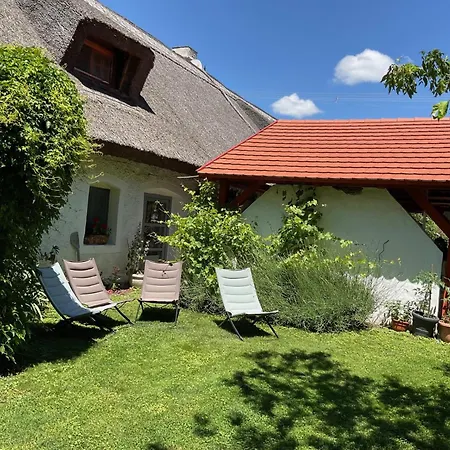 Harom Huszar Guest house Koveskal