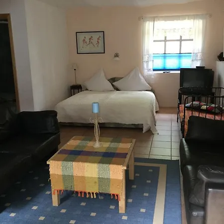 Harom Huszar Guest house