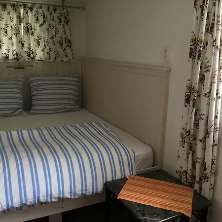 Guest house Harom Huszar Koveskal