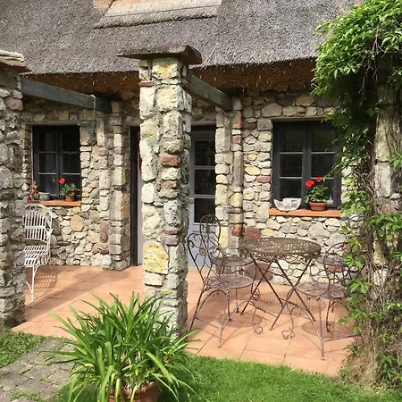 Harom Huszar Koveskal