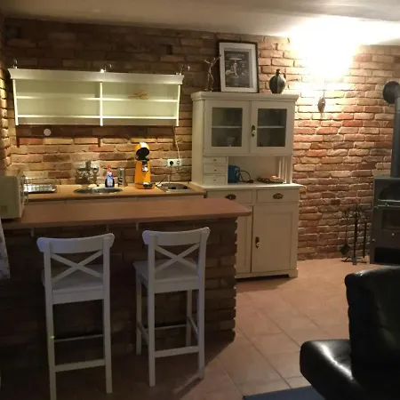 Harom Huszar Guest house Koveskal