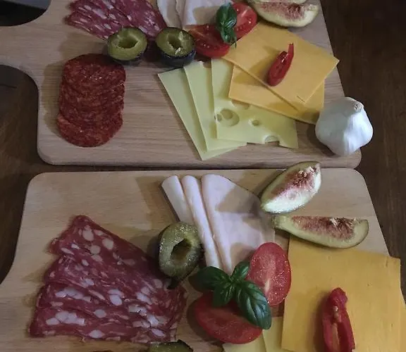 Harom Huszar 3* Köveskál